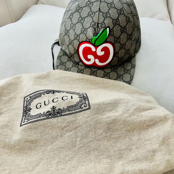 Gucci GG Supreme Apple Baseball Hat Sz M - Picture 2 of 7